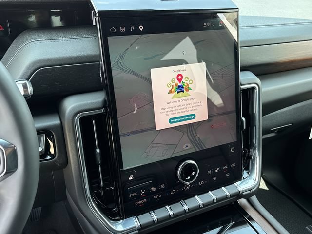 New 2026 GMC Yukon XL Denali w/ Denali Reserve Package AWD/4WD image 15