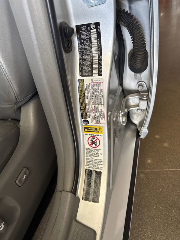 Used 2006 Toyota Avalon XLS image 78