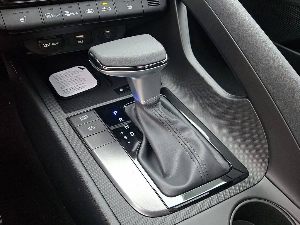 New 2026 Hyundai Elantra SEL Sport FWD image 11