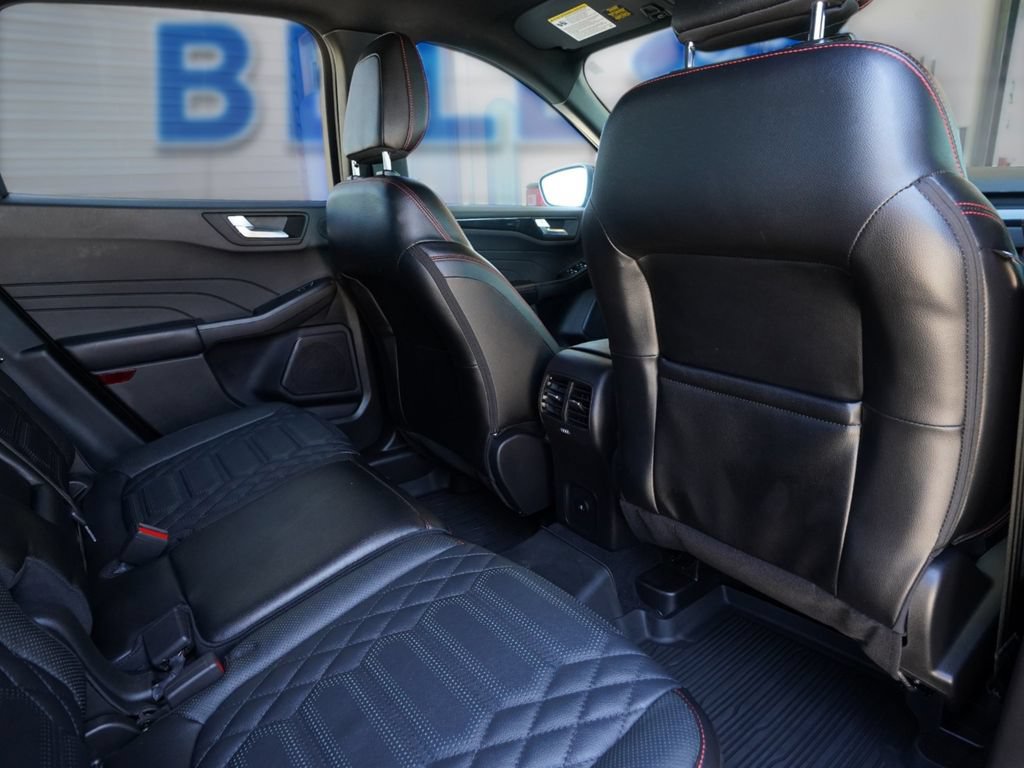 Used 2023 Ford Escape ST-Line Elite w/ Premium Technology Package AWD/4WD image 24