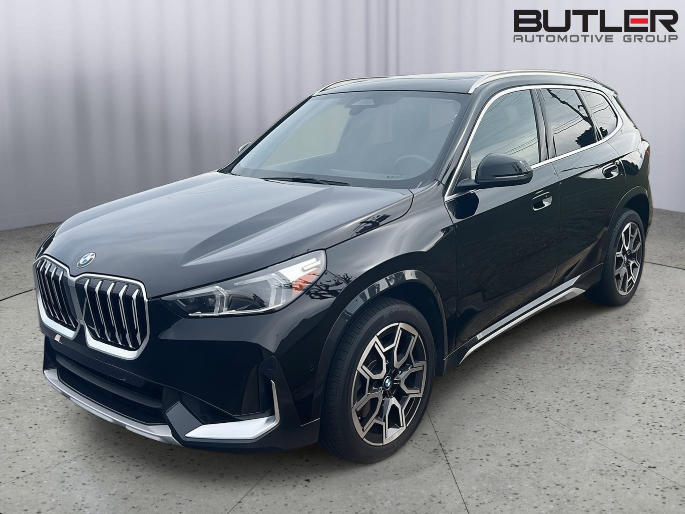 Certified 2025 BMW X1 xDrive28i w/ Convenience Package image 2