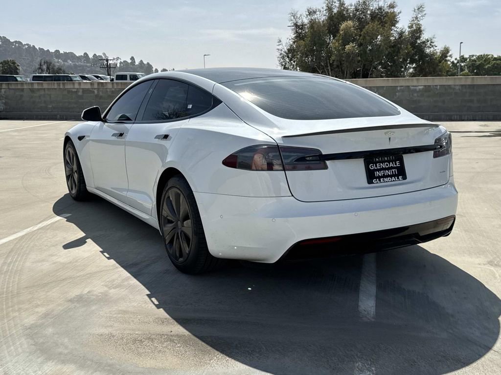 Used 2021 Tesla Model S Plaid image 4
