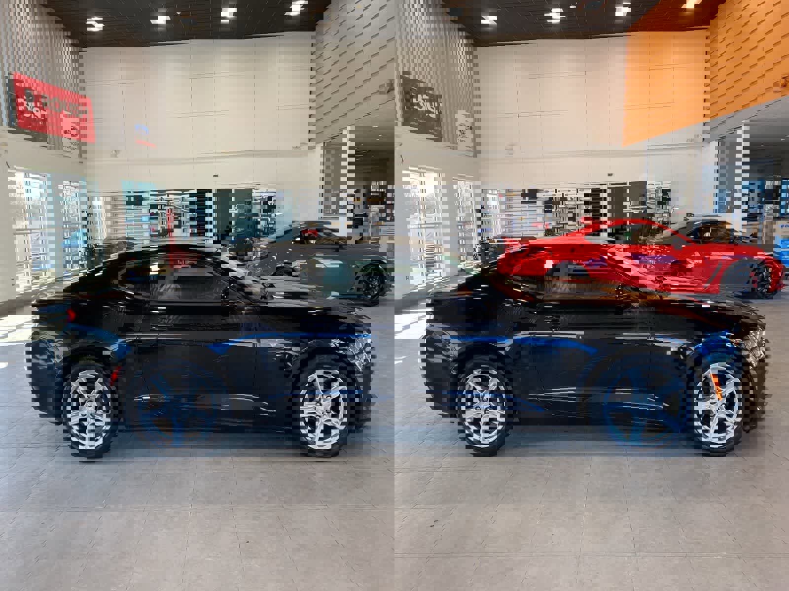 Used 2016 Chevrolet Camaro LT image 6
