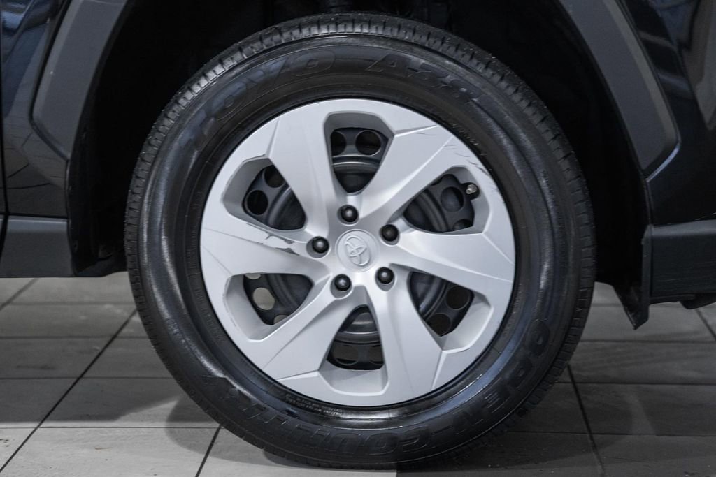 Used 2024 Toyota RAV4 LE image 14