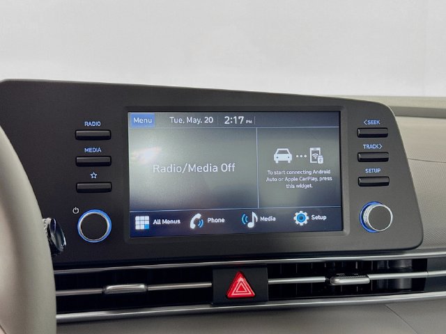 Used 2025 Hyundai Elantra Sport FWD image 23