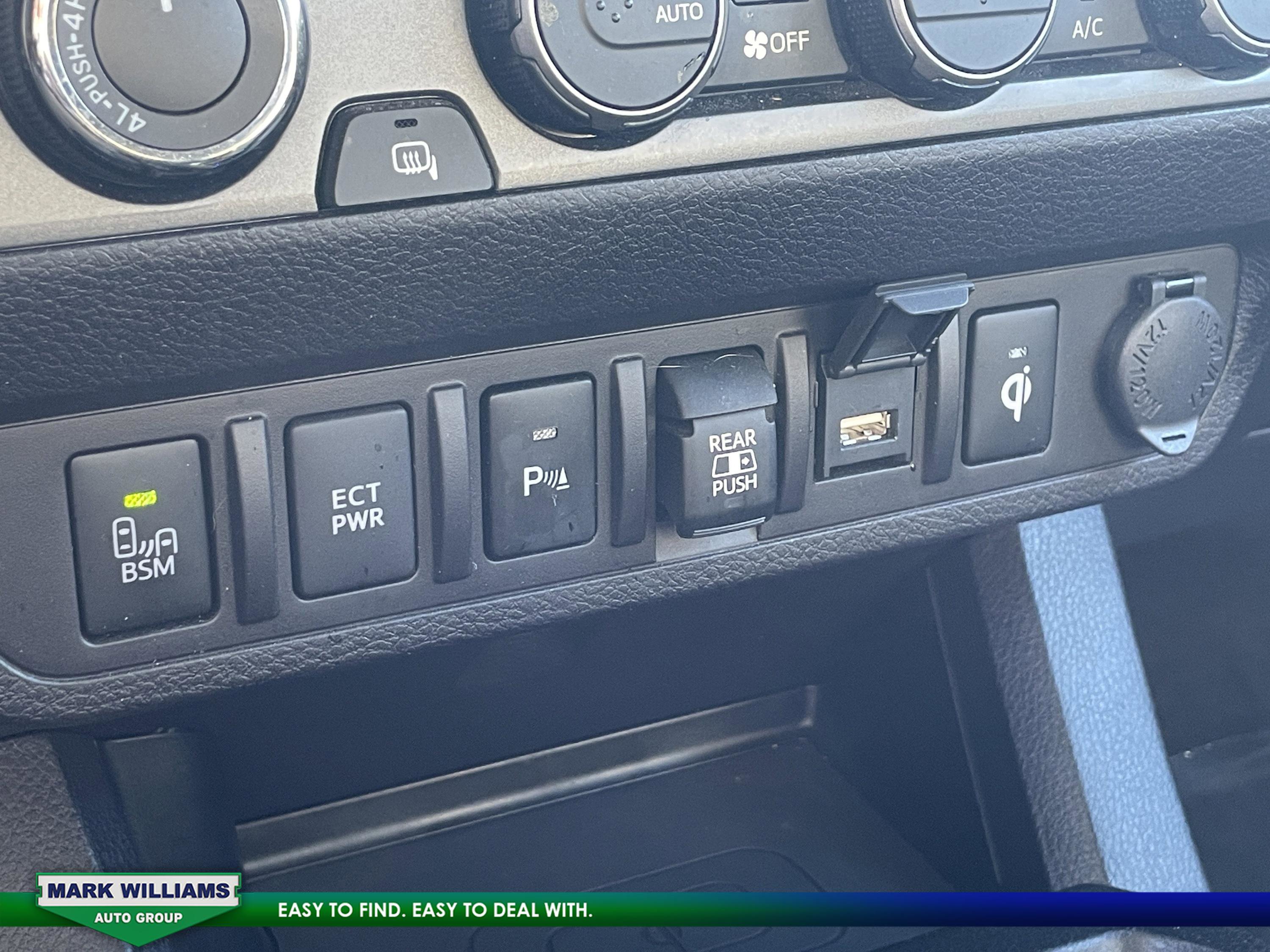 Used 2021 Toyota Tacoma TRD Off-Road image 21