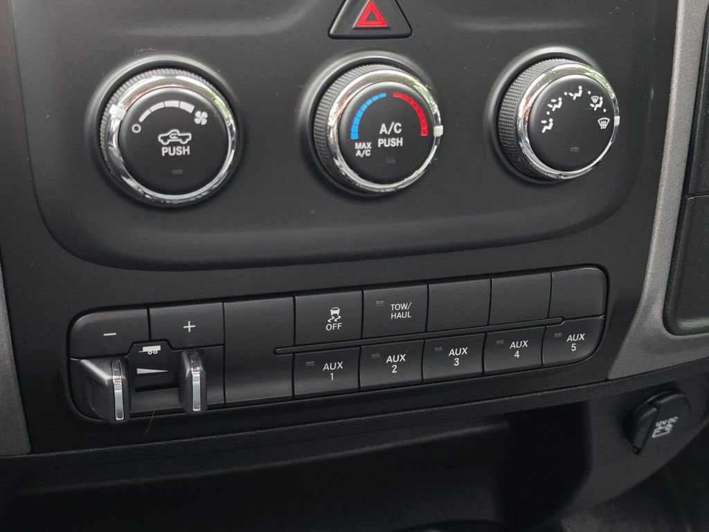 Used 2014 RAM 3500 Tradesman AWD/4WD image 36