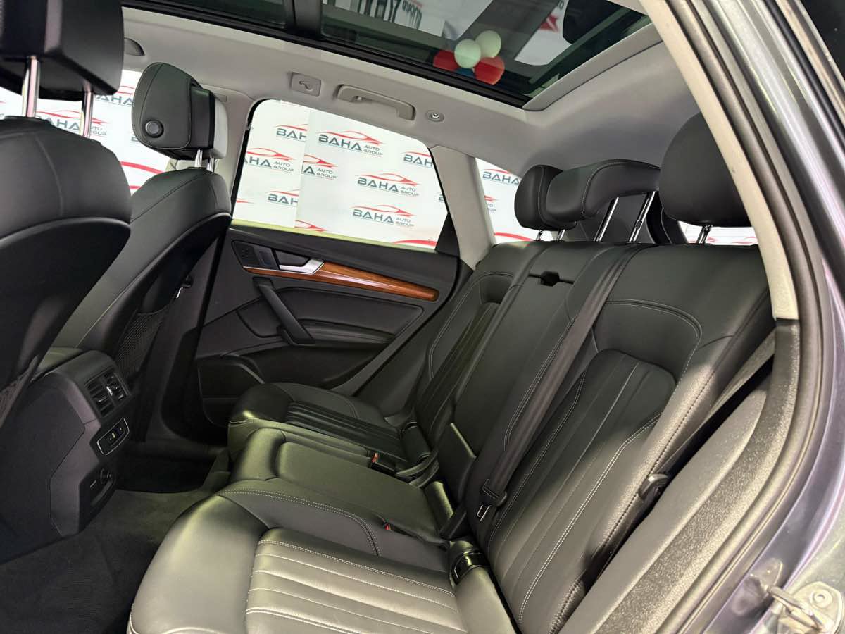 Used 2023 Audi Q5 2.0T Premium Plus AWD/4WD image 35