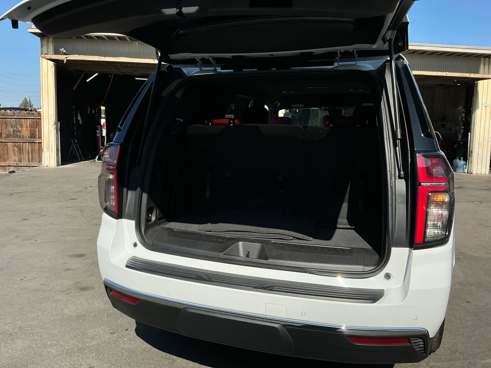 Used 2023 Chevrolet Tahoe LS RWD image 27