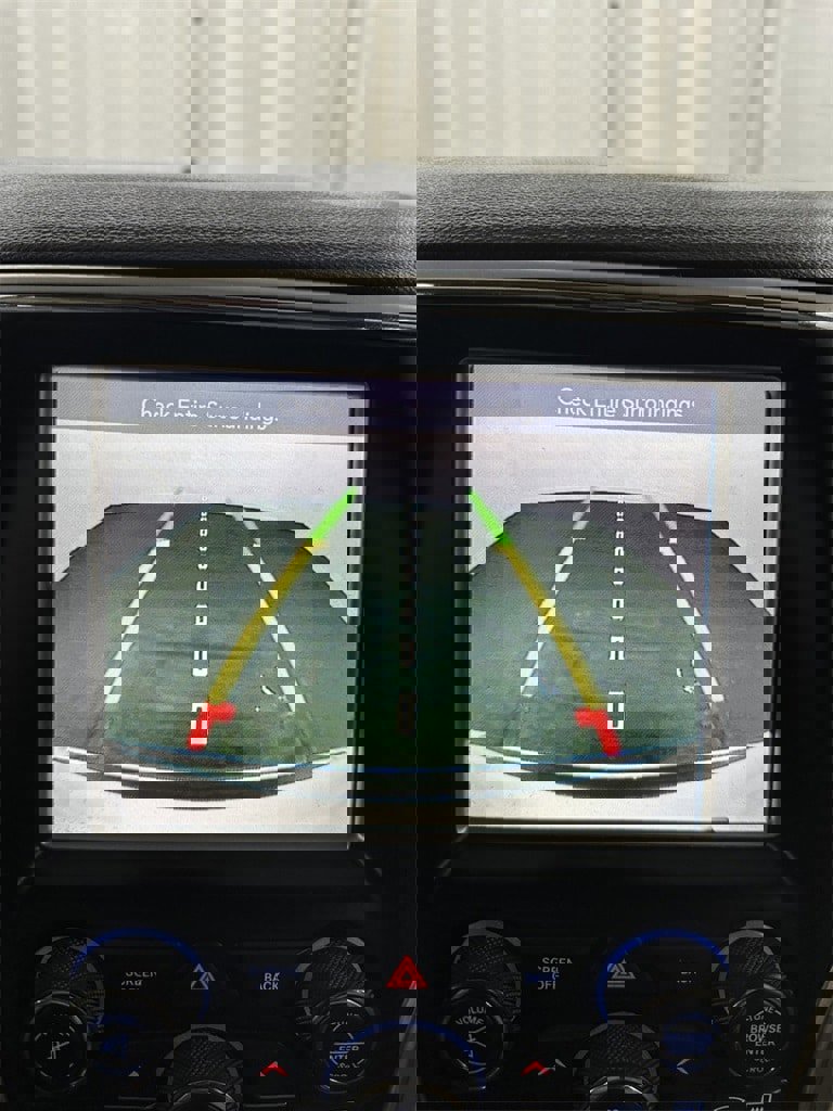 Used 2017 Jeep Grand Cherokee Limited w/ Luxury Group II image 26