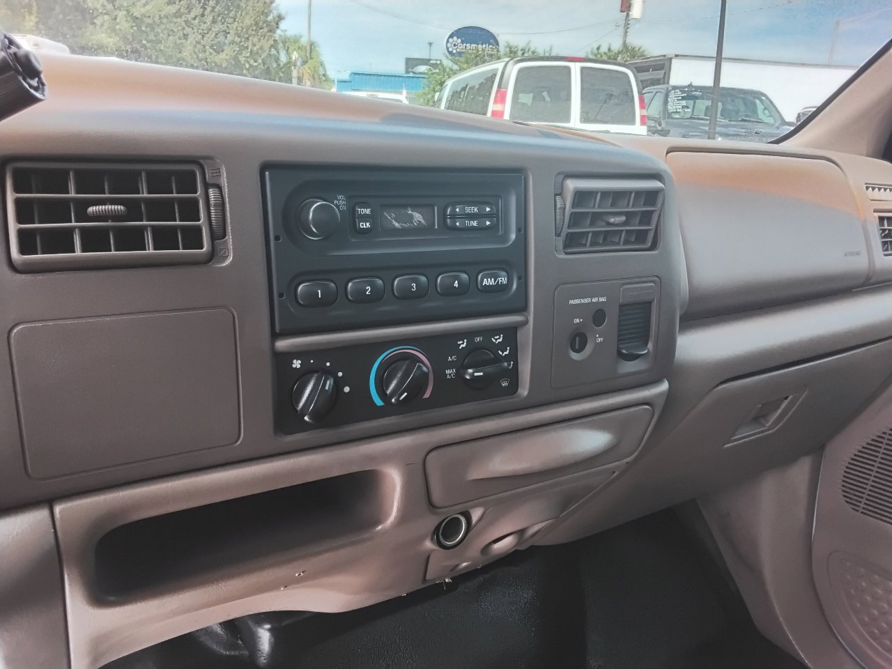 Used 2001 Ford F250 XL image 14