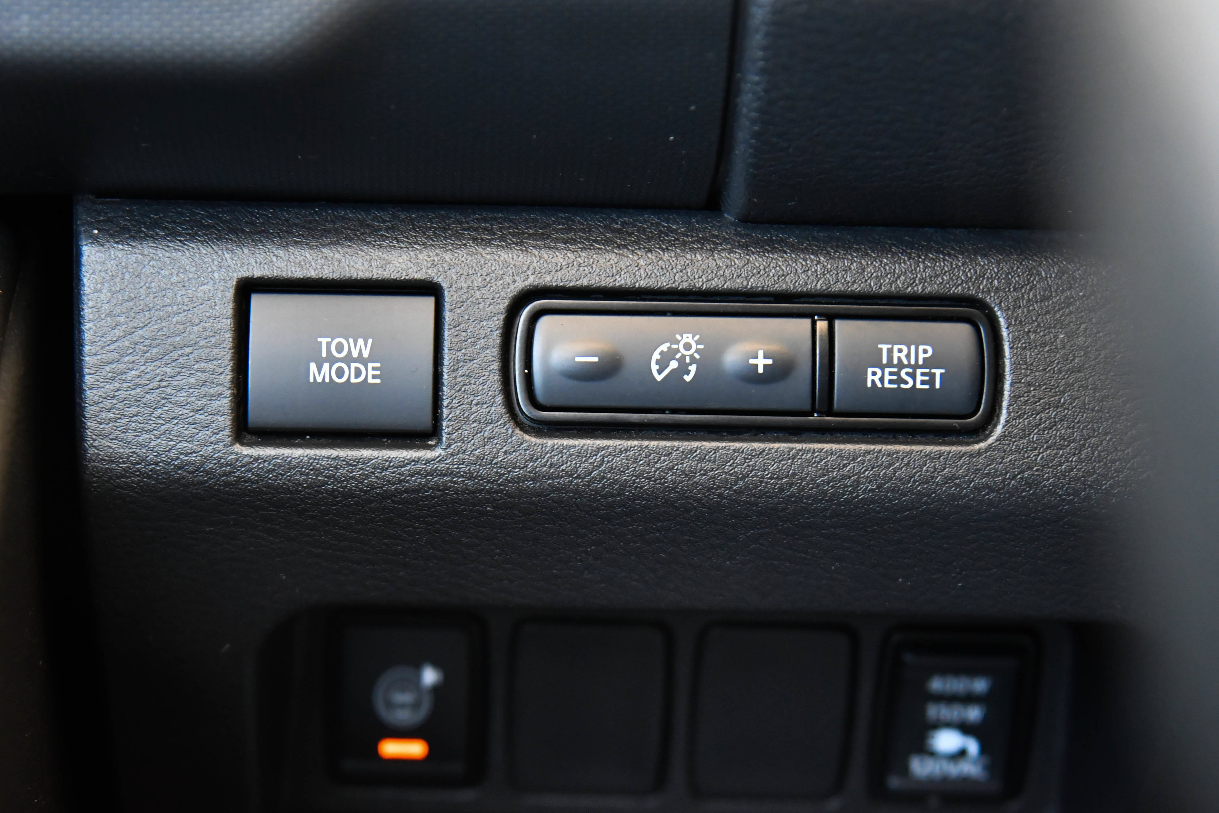 Used 2023 Nissan Frontier PRO-4X w/ Pro-4X Premium Package AWD/4WD image 36