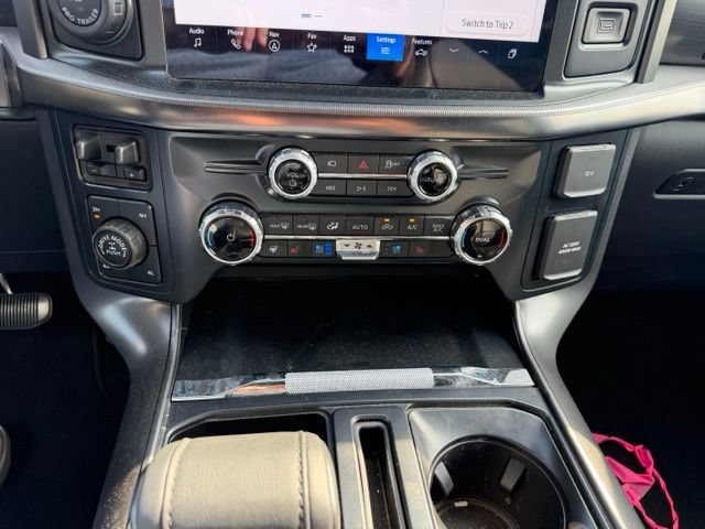 Used 2025 Ford F150 Lariat AWD/4WD image 20
