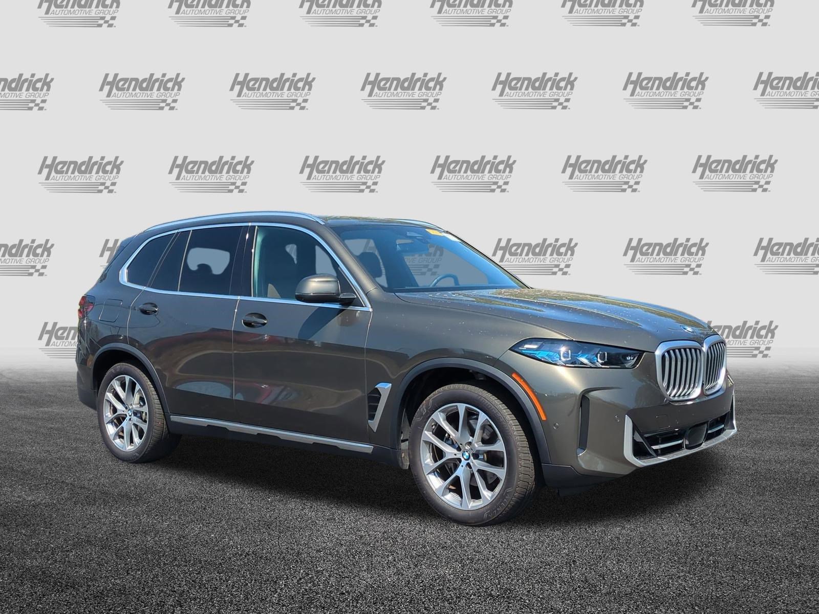 Used 2025 BMW X5 xDrive40i image 2