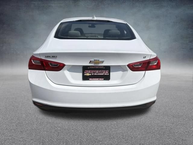 Used 2016 Chevrolet Malibu LT FWD image 8