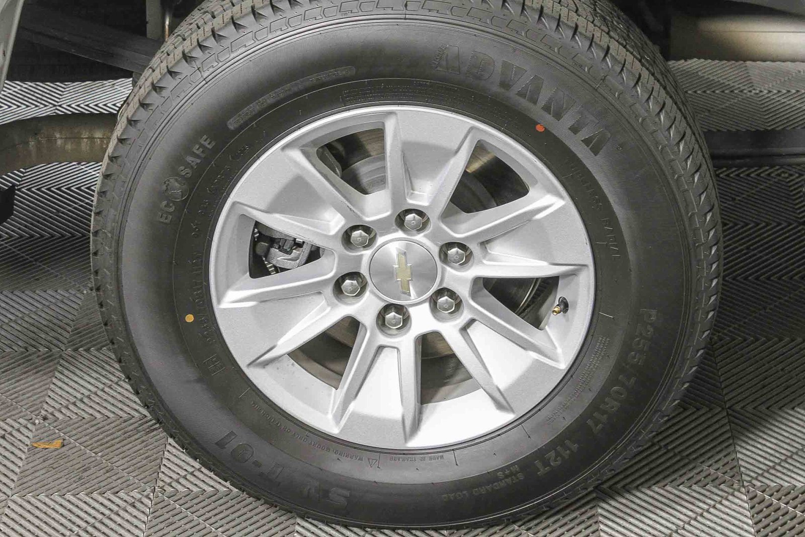 Used 2023 Chevrolet Silverado 1500 LT image 11