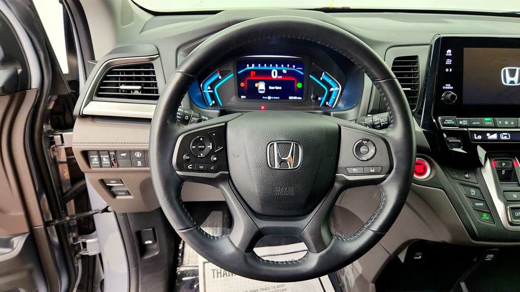 Used 2023 Honda Odyssey EX-L image 13