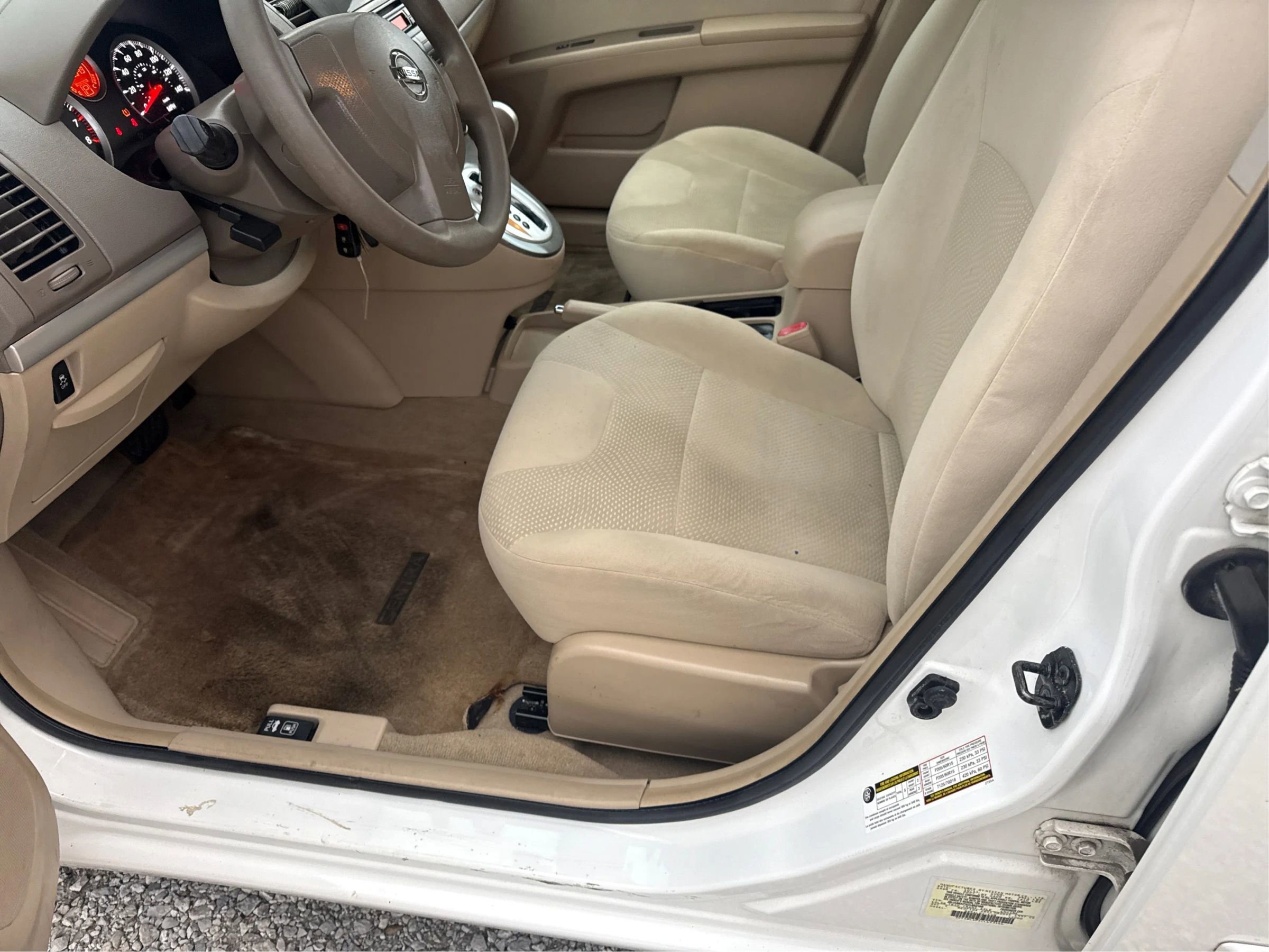 Used 2012 Nissan Sentra 2.0 image 10