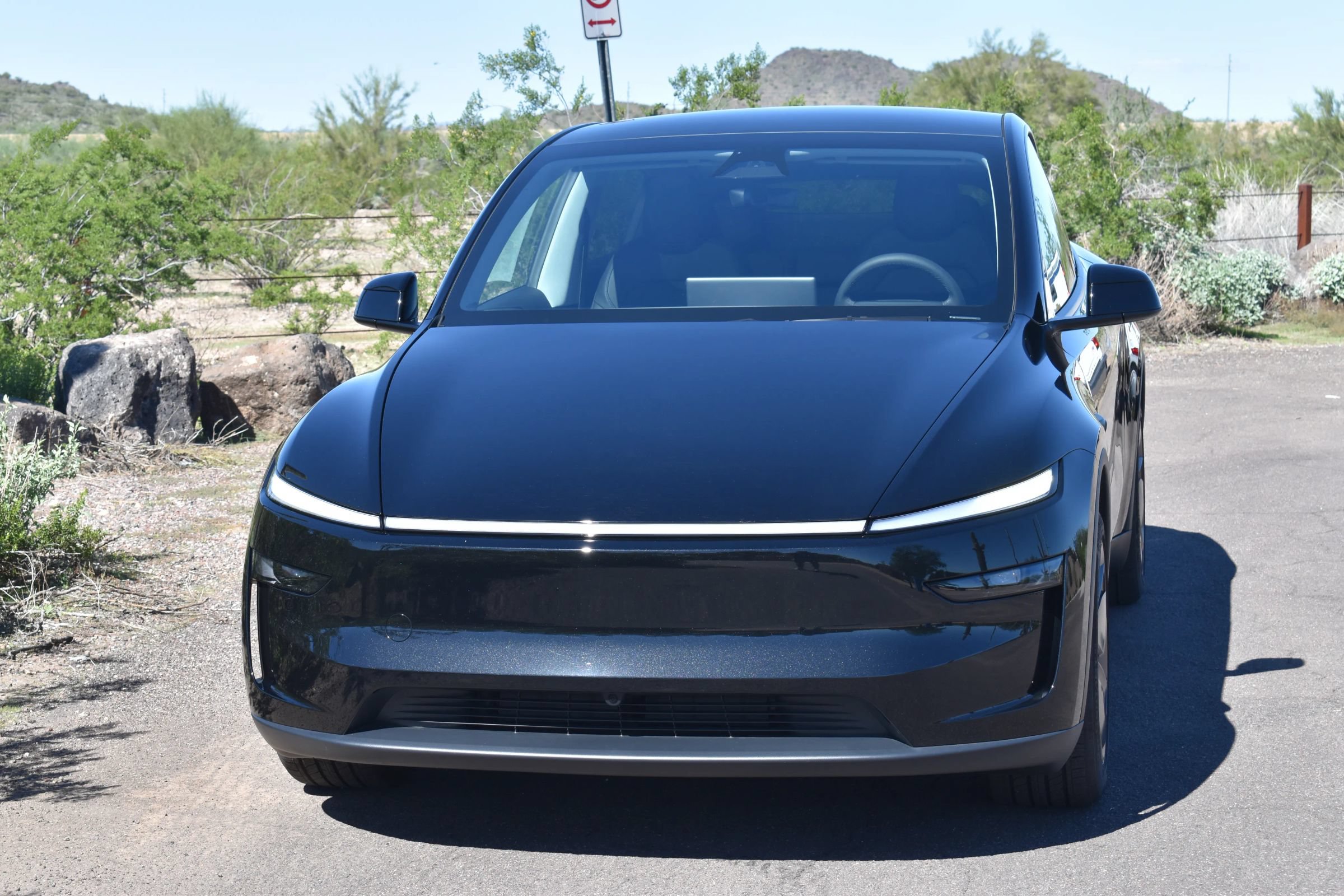 Used 2026 Tesla Model Y Long Range RWD image 2