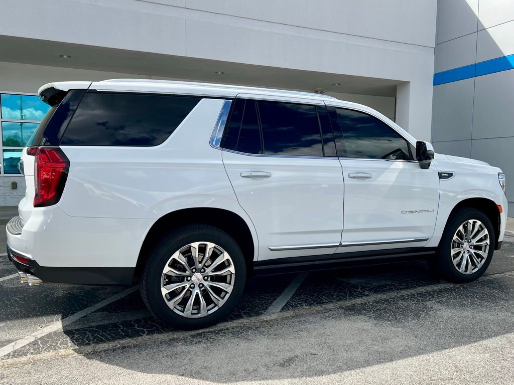 Used 2021 GMC Yukon Denali w/ Denali Ultimate Package image 4