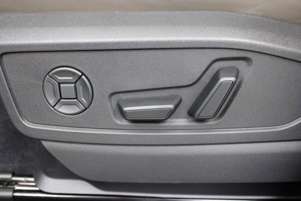 New 2025 Audi Q5 Prestige image 18