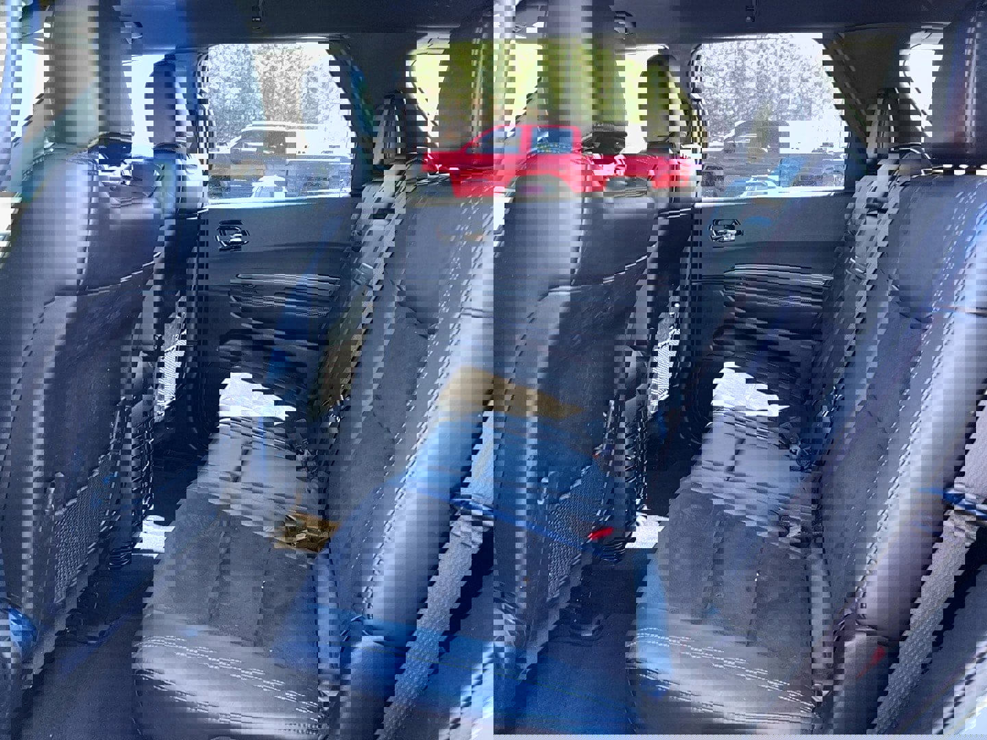 Used 2022 Dodge Durango GT image 28