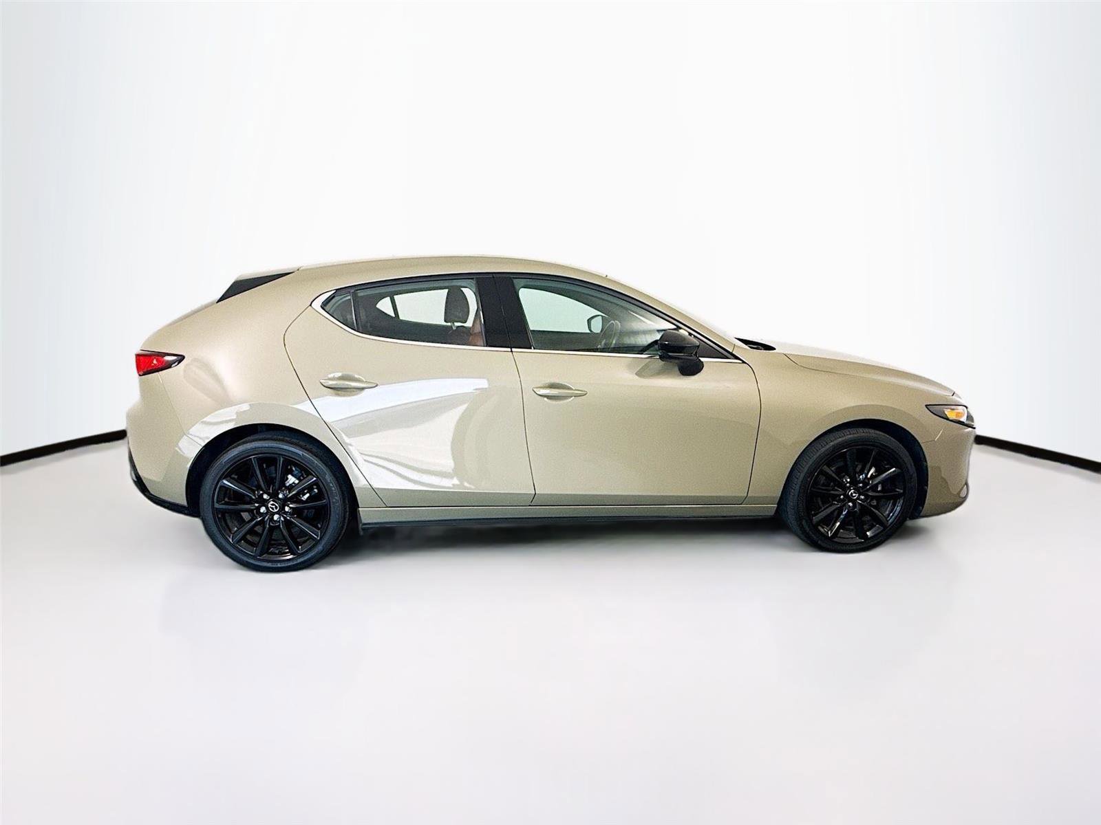 Used 2025 MAZDA MAZDA3 Carbon AWD/4WD image 31