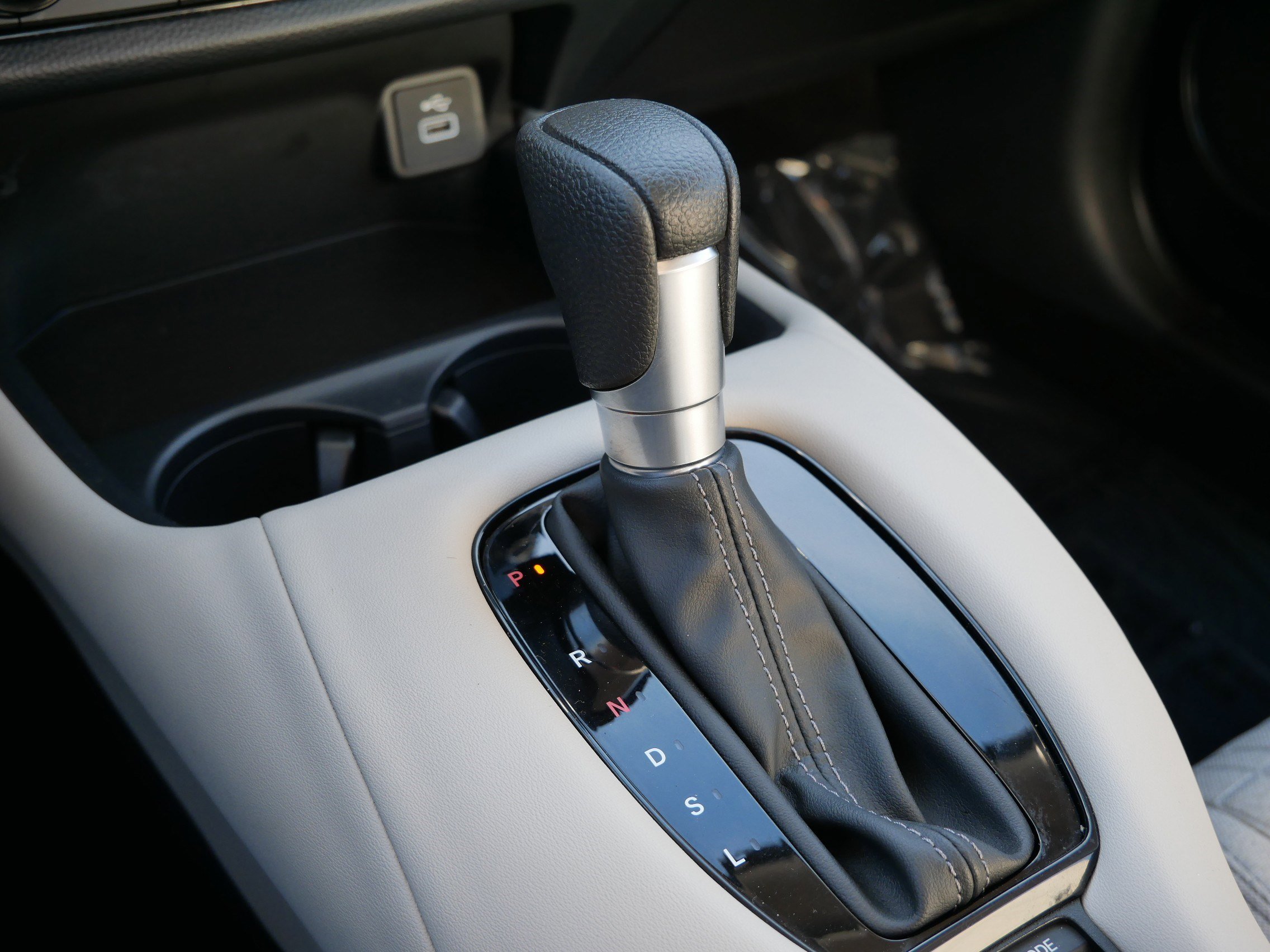 Used 2024 Honda HR-V LX image 24