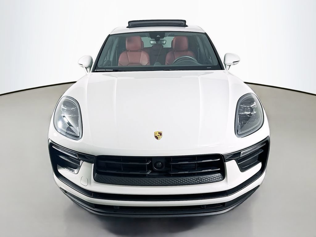 New 2025 Porsche Macan AWD/4WD image 6