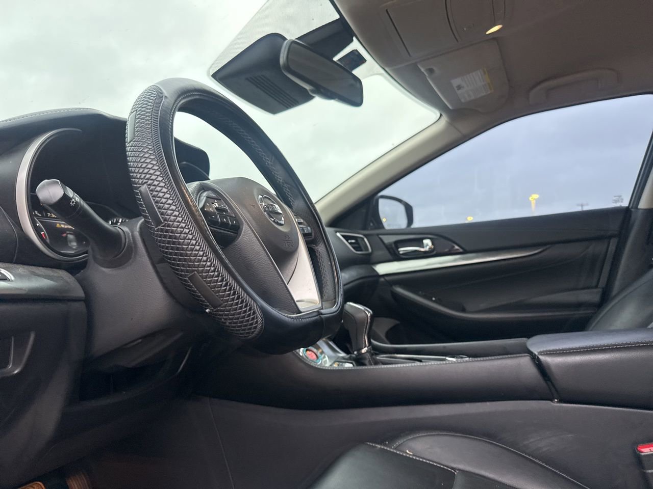 Used 2022 Nissan Maxima SV w/ Floor Mat Group image 35