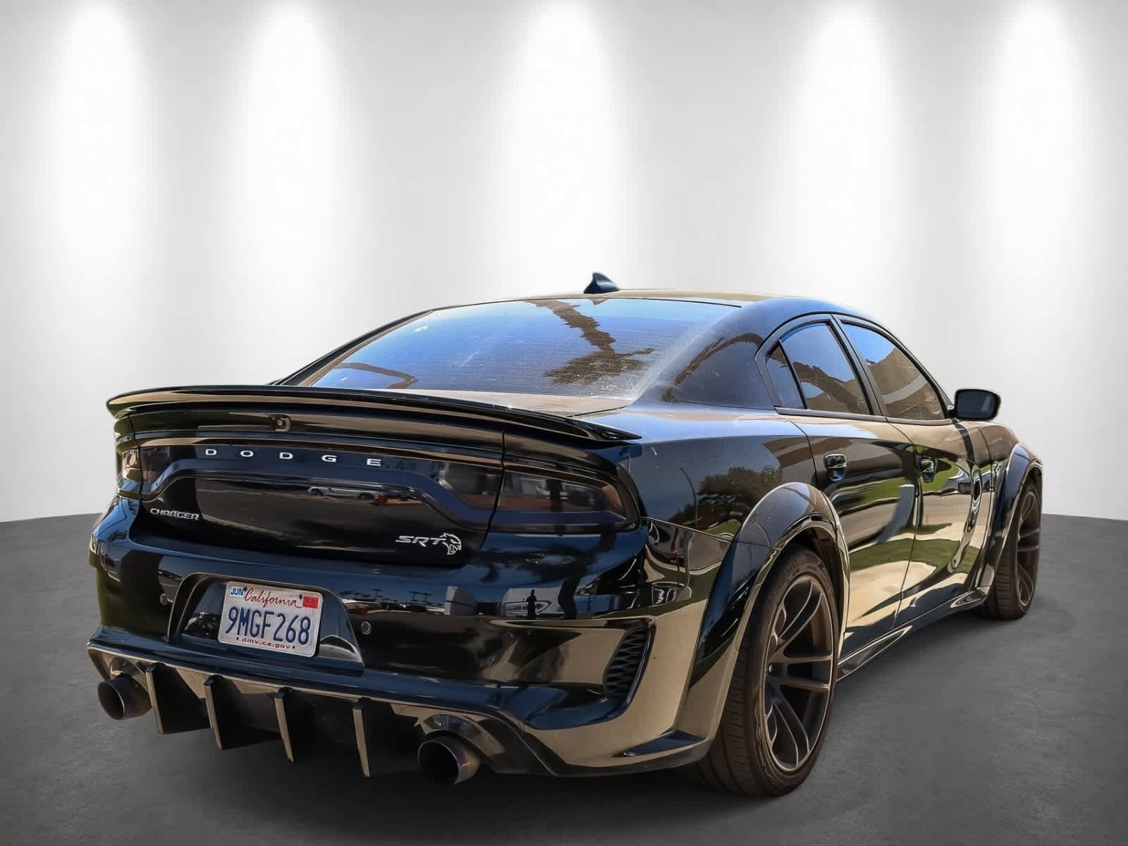 Used 2020 Dodge Charger SRT Hellcat RWD image 16