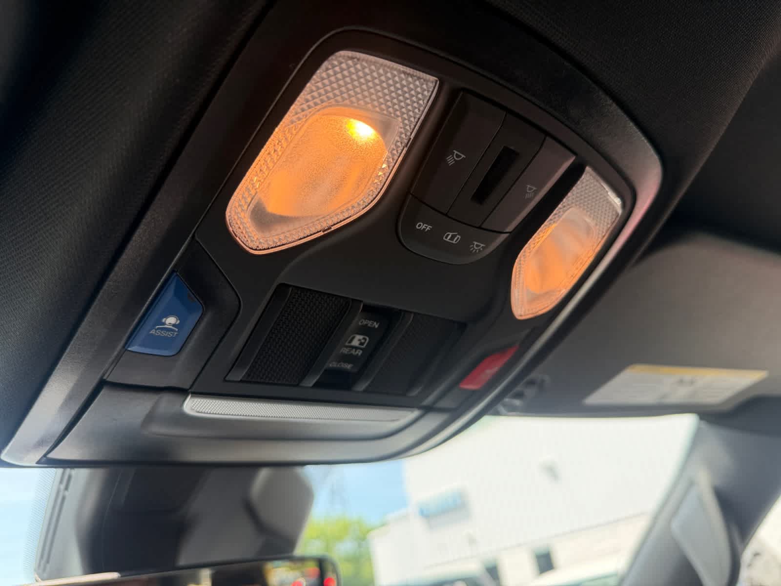 Used 2025 RAM 1500 Warlock AWD/4WD image 34