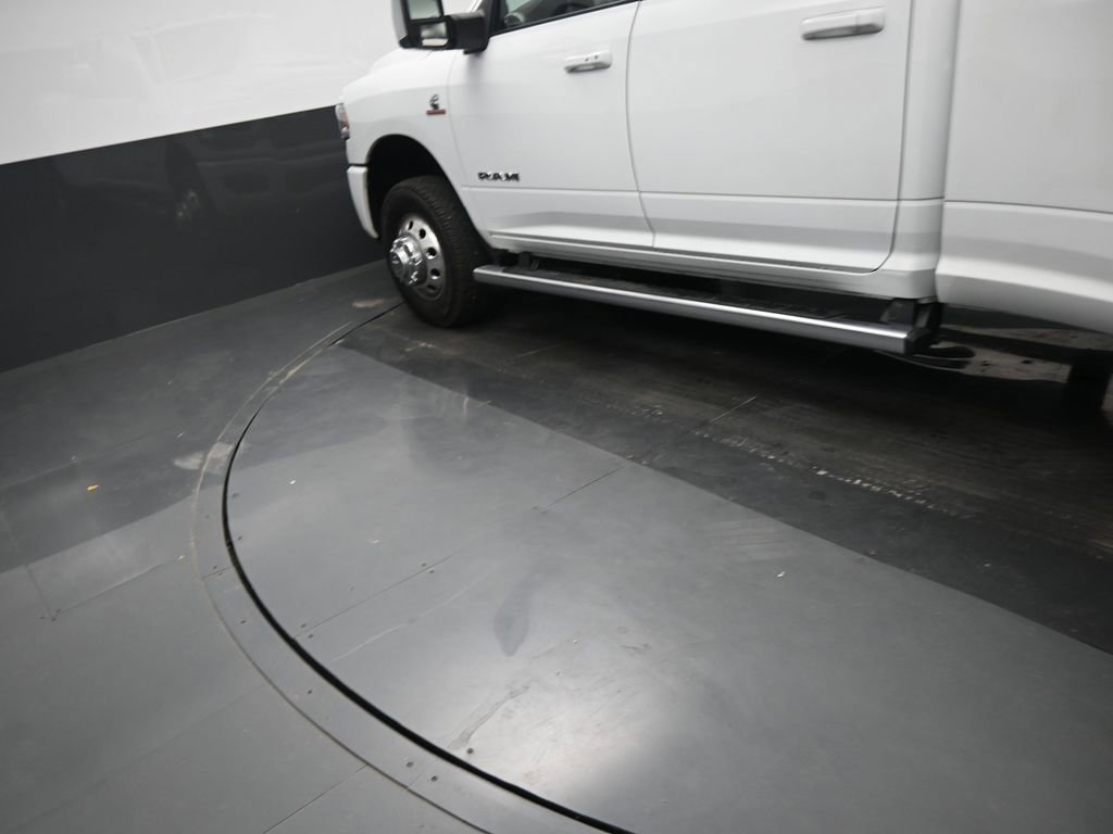 Used 2023 RAM 3500 Laramie image 22