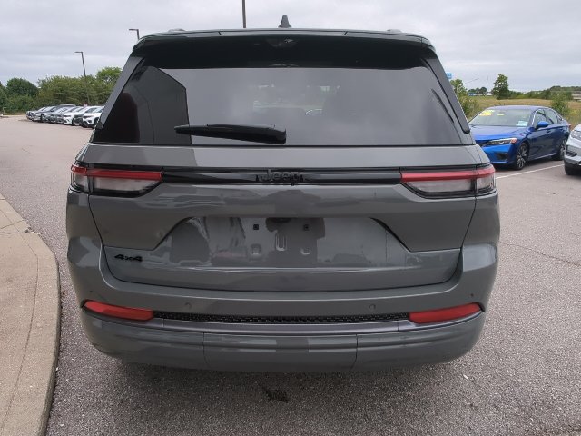 New 2027 Jeep Grand Cherokee Limited AWD/4WD image 32