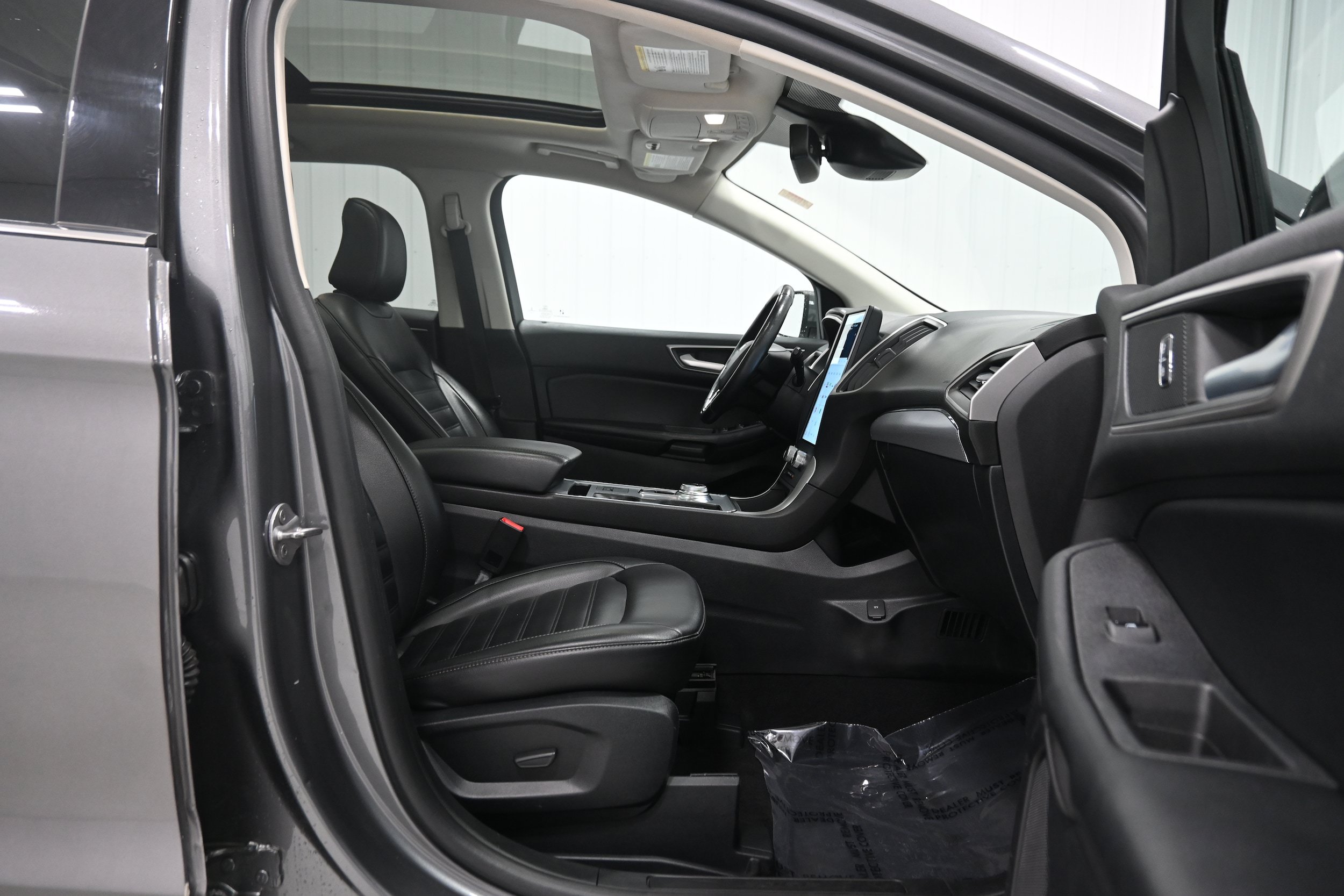 Used 2021 Ford Edge SEL w/ Convenience Package AWD/4WD image 27