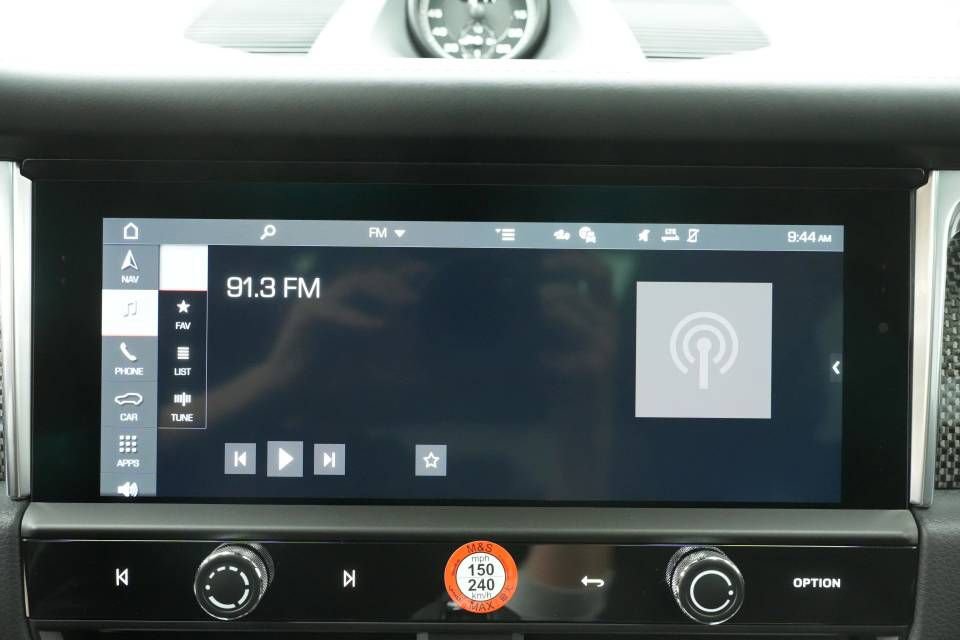 New 2026 Porsche Macan Turbo AWD/4WD image 18