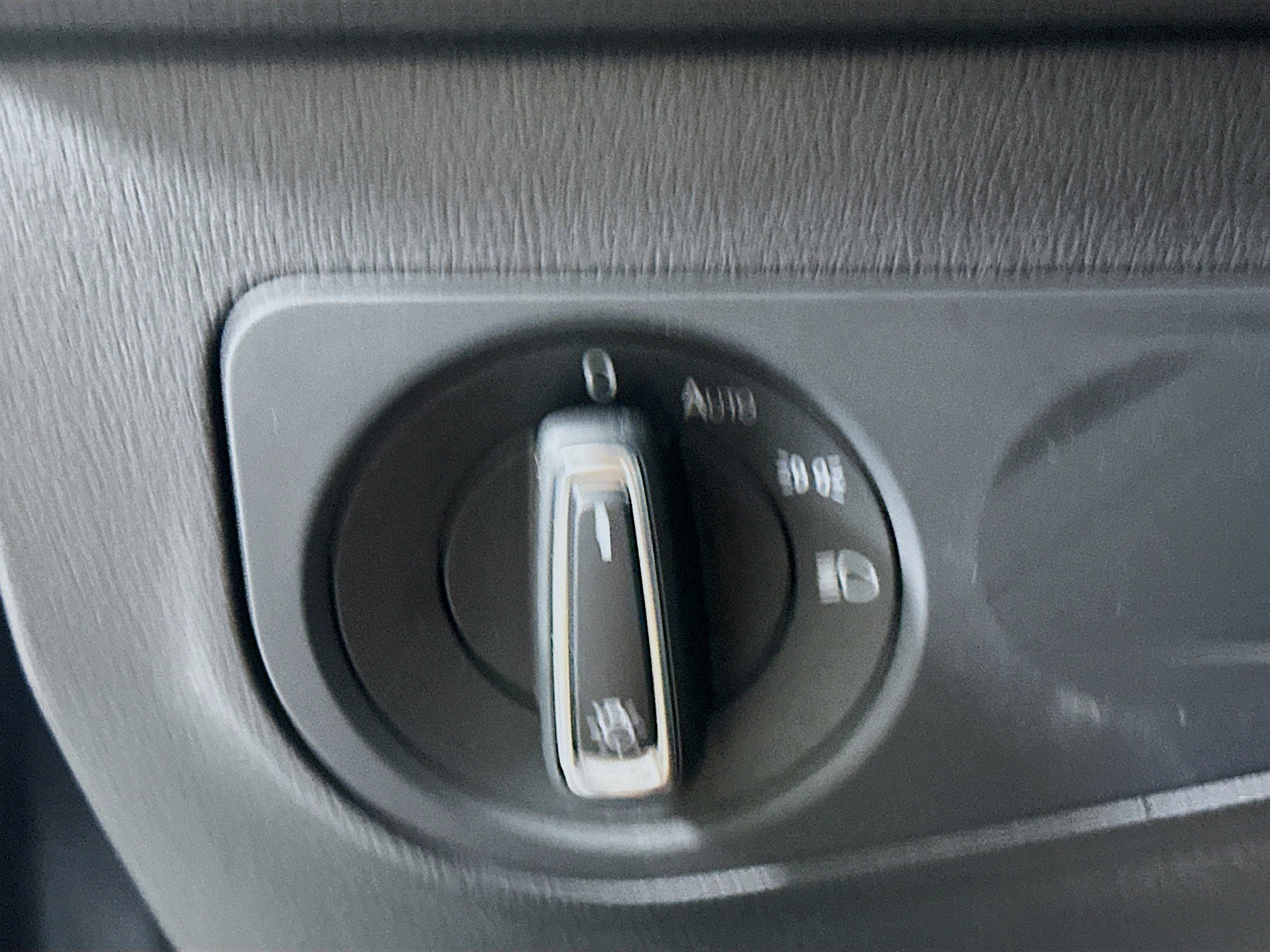 Used 2024 Volkswagen Tiguan Wolfsburg Edition image 16