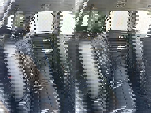 Used 2024 Ford Explorer XLT w/ Equipment Group 202A image 29