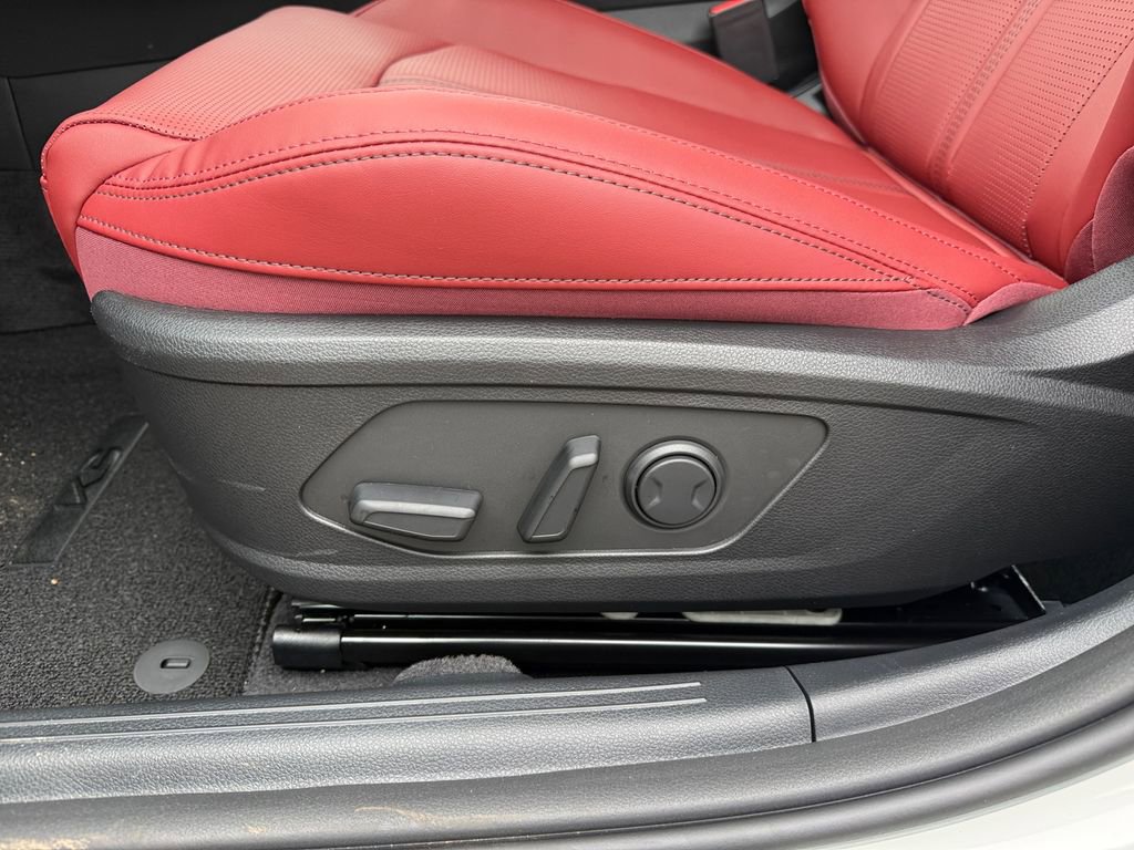 New 2026 Kia K5 GT-Line image 16