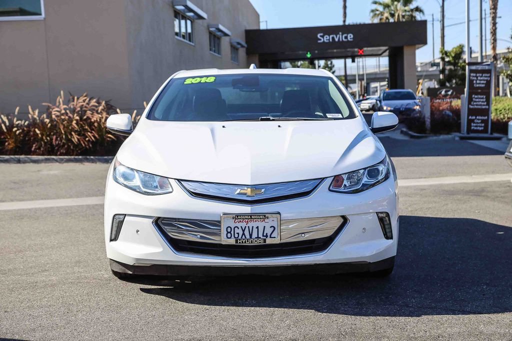 Used 2018 Chevrolet Volt Premier w/ Driver Confidence Package FWD image 2