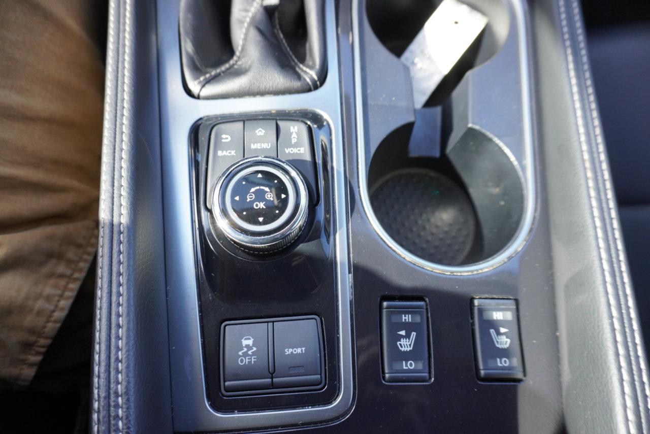 Used 2022 Nissan Maxima SV w/ Floor Mat Group image 31