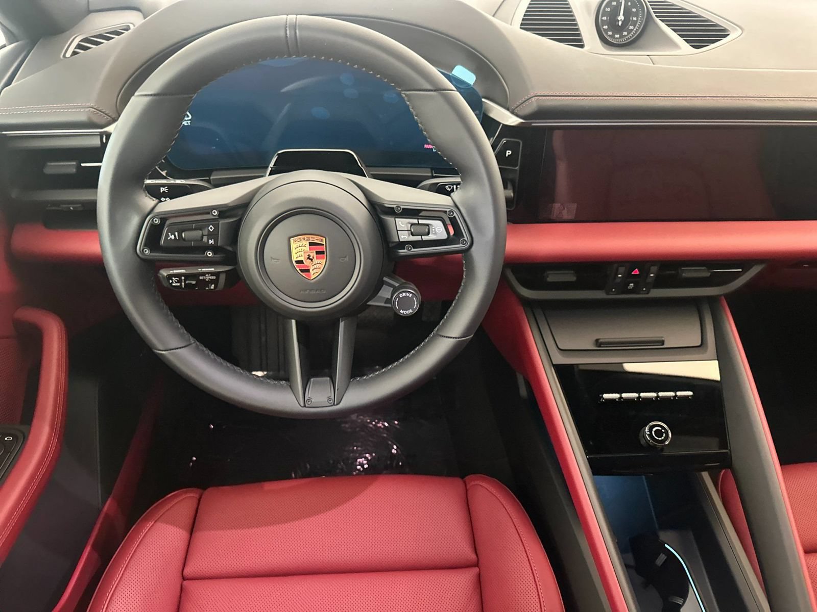 New 2026 Porsche Macan 4 Electric AWD/4WD image 14
