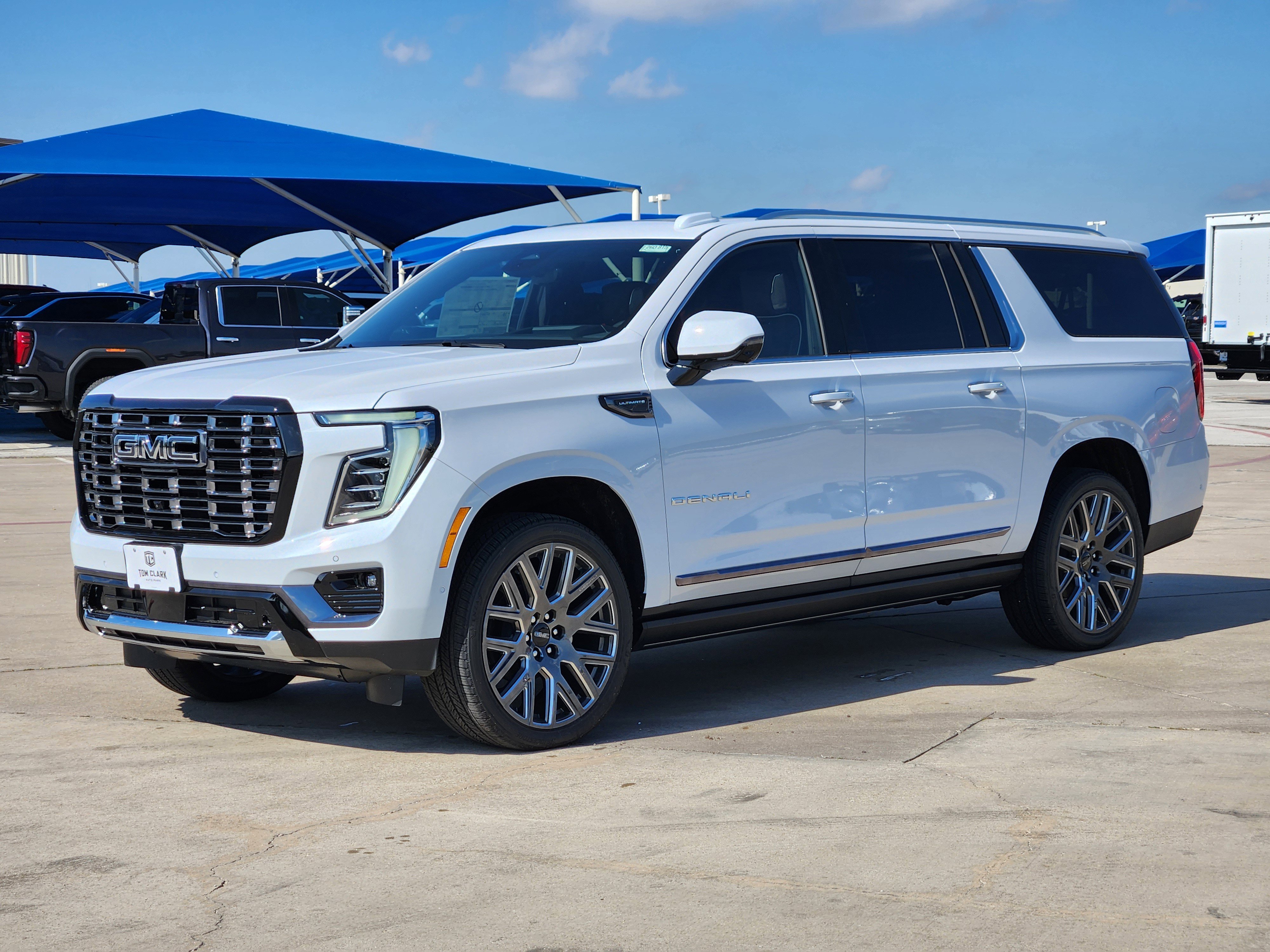 New 2026 GMC Yukon XL Denali Ultimate image 2