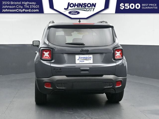 Used 2022 Jeep Renegade Altitude AWD/4WD image 9
