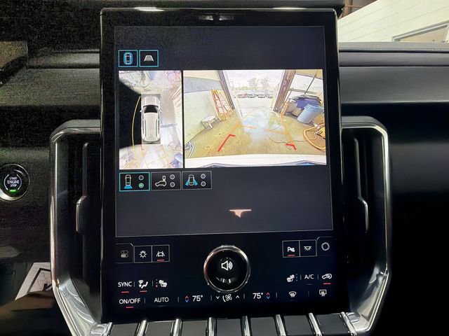 Used 2024 GMC Acadia Elevation w/ LPO, Floor Liner Package AWD/4WD image 17