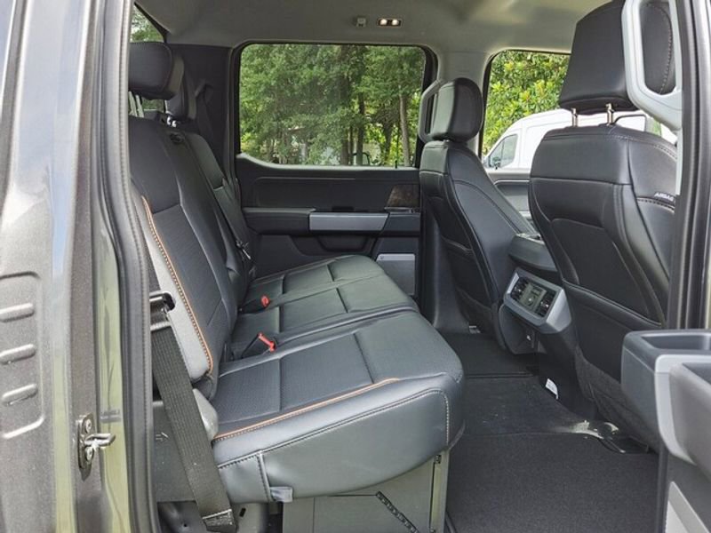 New 2025 Ford F250 Lariat w/ Chrome Package image 12