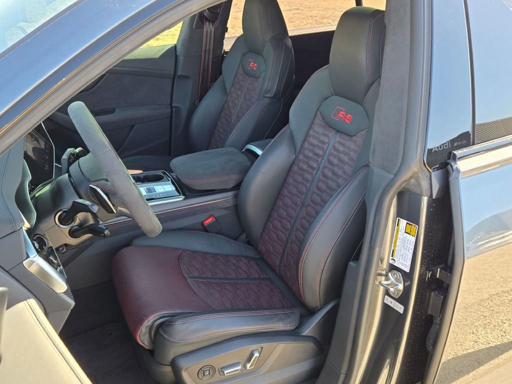 Used 2025 Audi RS Q8 performance image 5