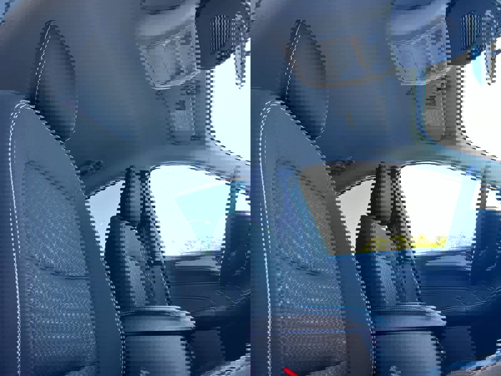 Used 2025 Ford Escape Active image 18