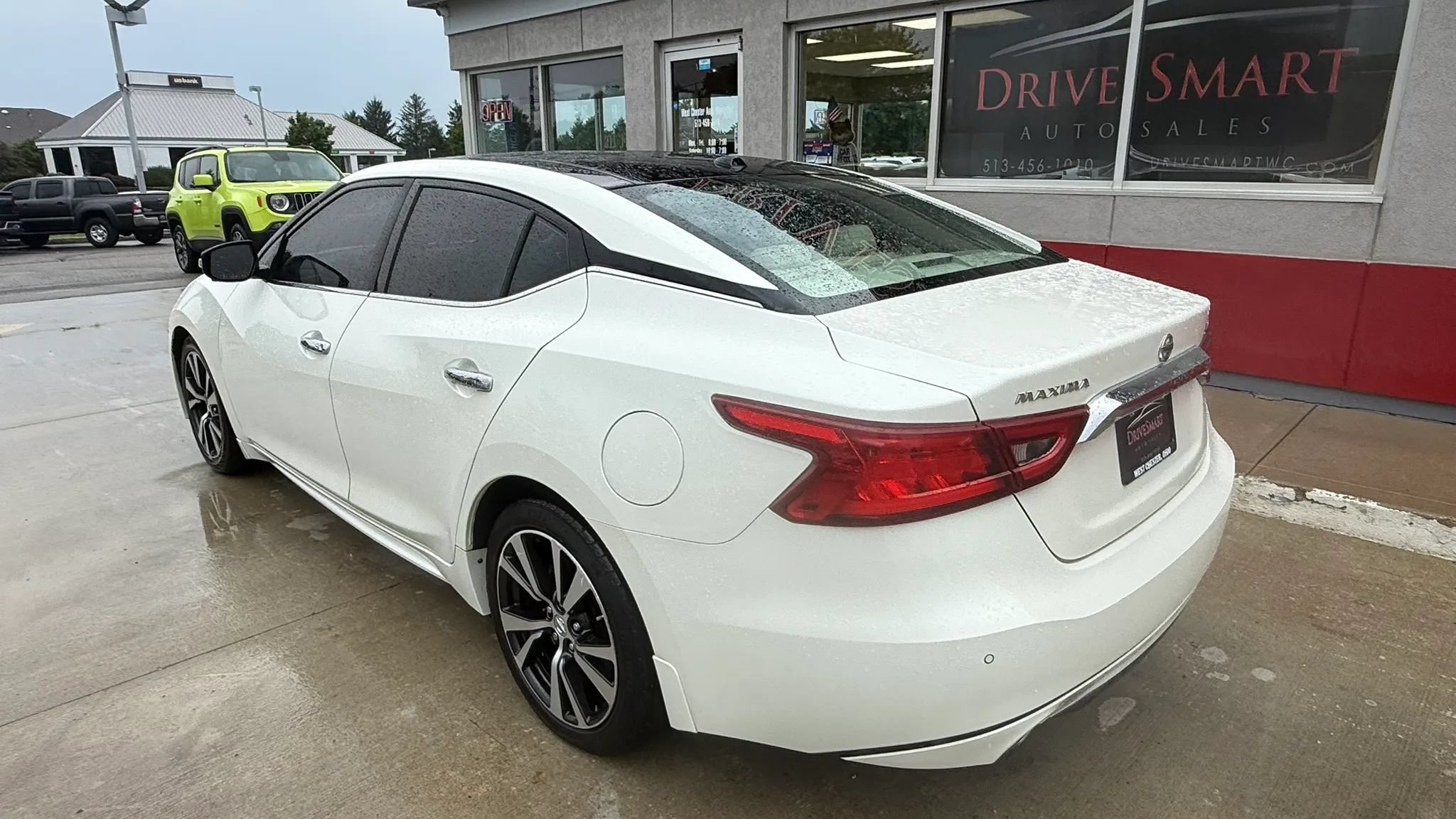 Used 2016 Nissan Maxima Platinum FWD image 4