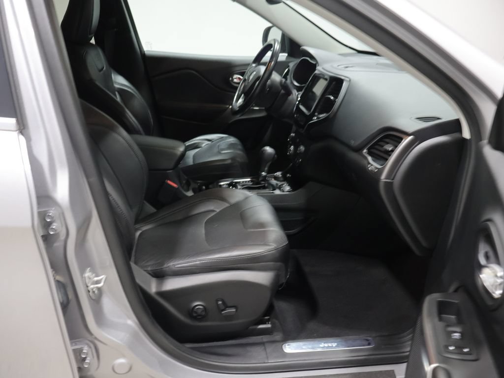 Used 2020 Jeep Cherokee Limited w/ Safetytec Group AWD/4WD image 22